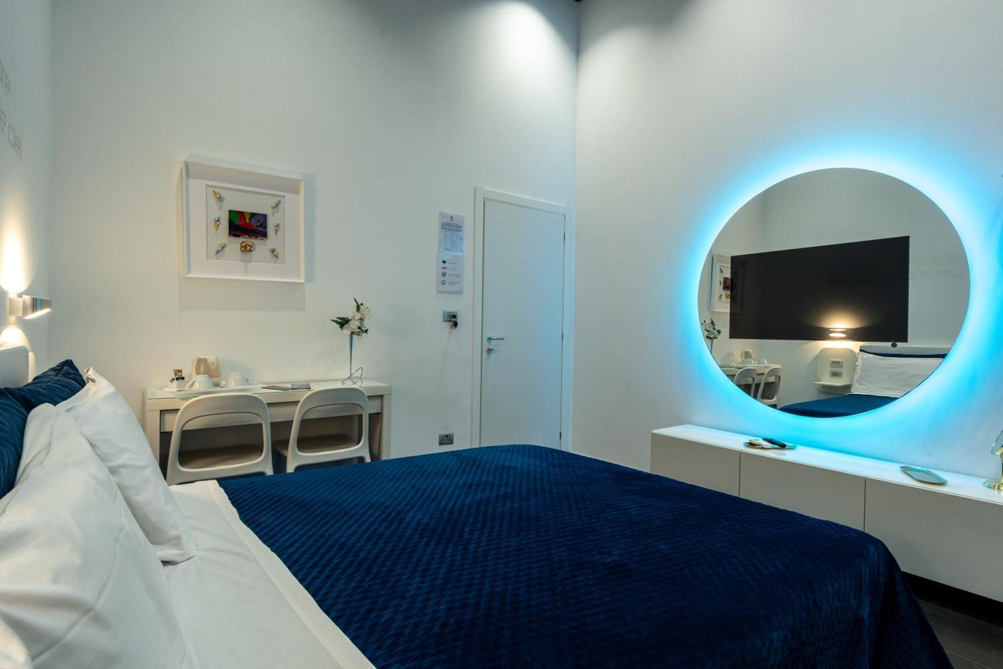 Bed and Breakfast Skyhouse Chiatamone Neapel Exterior foto